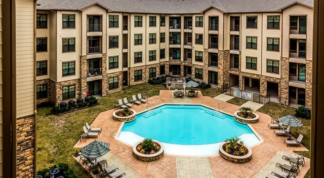 Waterside Village Houston Luxury Apartments for Rent
